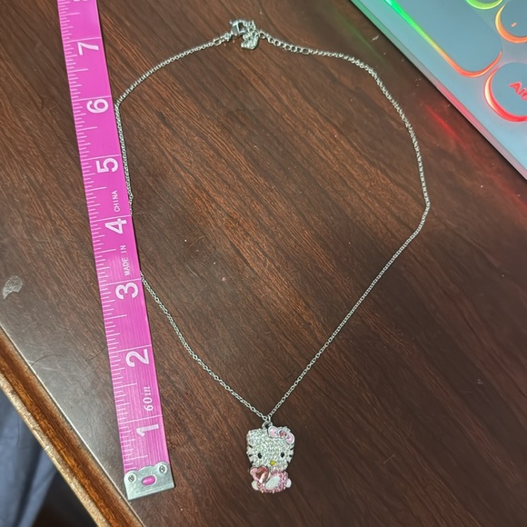 New Hello Kitty Pendant Necklace Oh So Pretty with Swarovski Crystals - Picture 4 of 5